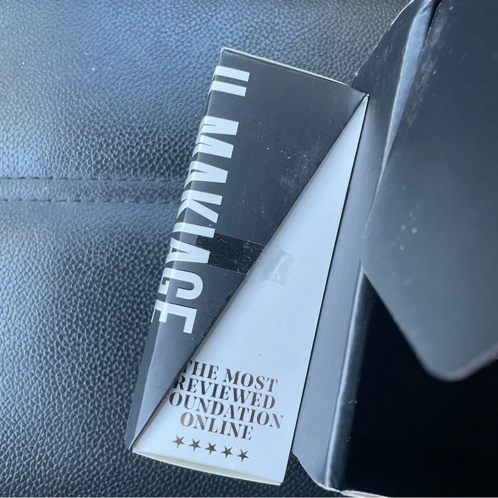 IL MAKIAGE Woke Up Like This Flawless Base Foundation 60